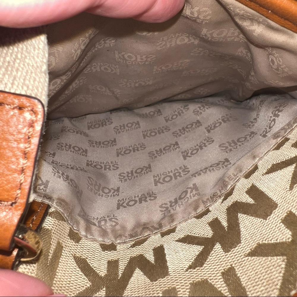 Michael Kors Crossbag - Picture 4 of 6